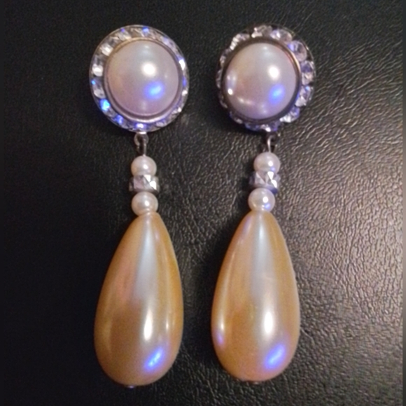 Jewelry - Vintage Pearl and Rhinestone Drop Earrings